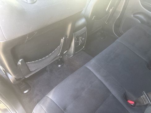 Used 2016 Jeep Grand Cherokee Laredo w/ Quick Order Package 23E image 22