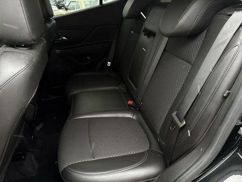 Used 2022 Buick Encore Preferred w/ Safety Package image 25