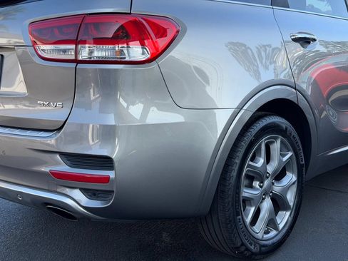 Used 2017 Kia Sorento SX FWD image 20