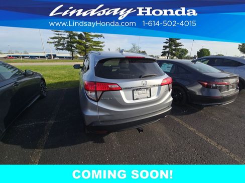Used 2021 Honda HR-V EX image 3