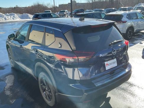 New 2026 Nissan Rogue SV w/ Cold Weather Package AWD/4WD image 7