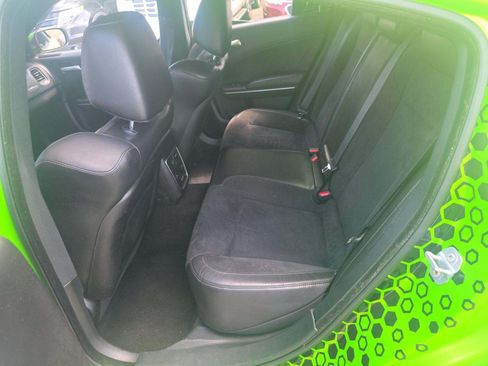 Used 2019 Dodge Charger Scat Pack w/ Plus Group RWD image 5