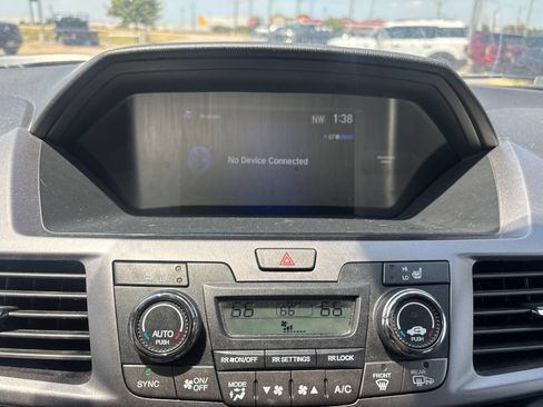 Used 2014 Honda Odyssey EX-L image 26