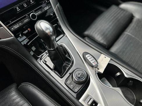 Used 2017 INFINITI Q50 Red Sport 400 image 17