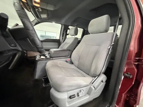 Used 2014 Ford F150 XLT w/ Equipment Group 302A Luxury AWD/4WD image 17