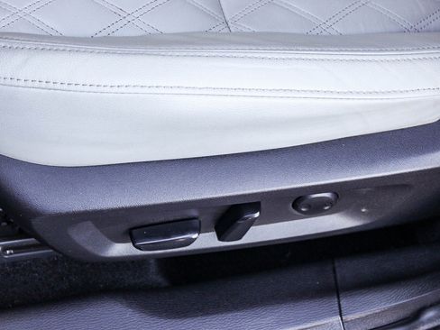 Used 2022 Mitsubishi Outlander SEL image 22