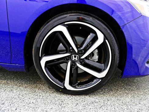 Used 2021 Honda Accord Sport image 23