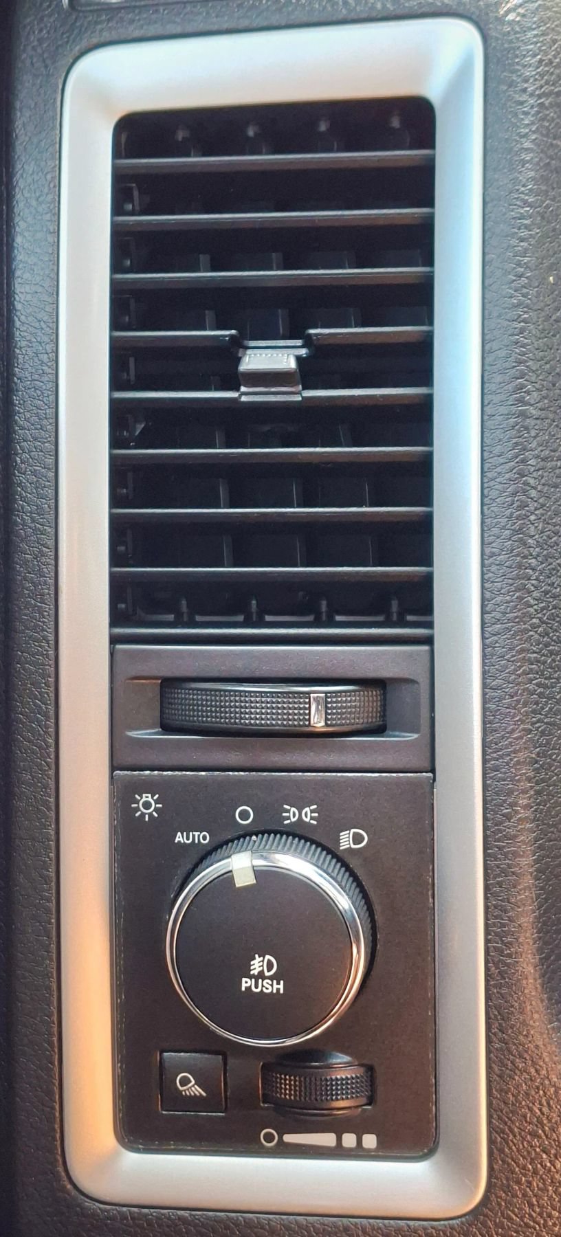 Used 2012 RAM 1500 Lone Star AWD/4WD image 30