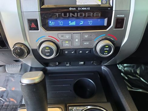 Used 2017 Toyota Tundra Platinum AWD/4WD image 17