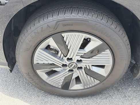Certified 2025 Nissan Murano SL w/ Cargo Package AWD/4WD image 9