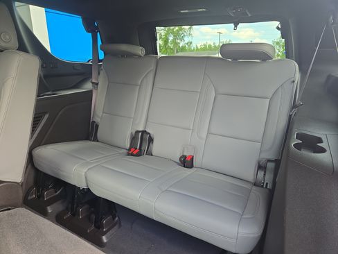 Used 2023 Chevrolet Tahoe LT AWD/4WD image 19