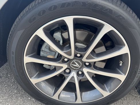 Used 2017 Acura TLX V6 SH-AWD w/ Advance Package image 11