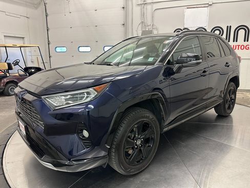Used 2021 Toyota RAV4 XSE image 11