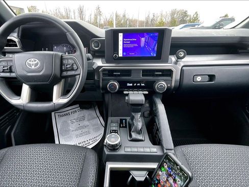 Used 2025 Toyota 4Runner SR5 image 16