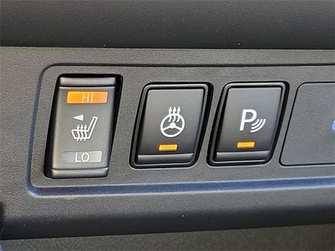 New 2026 Nissan Frontier SV w/ SV Convenience Package image 16