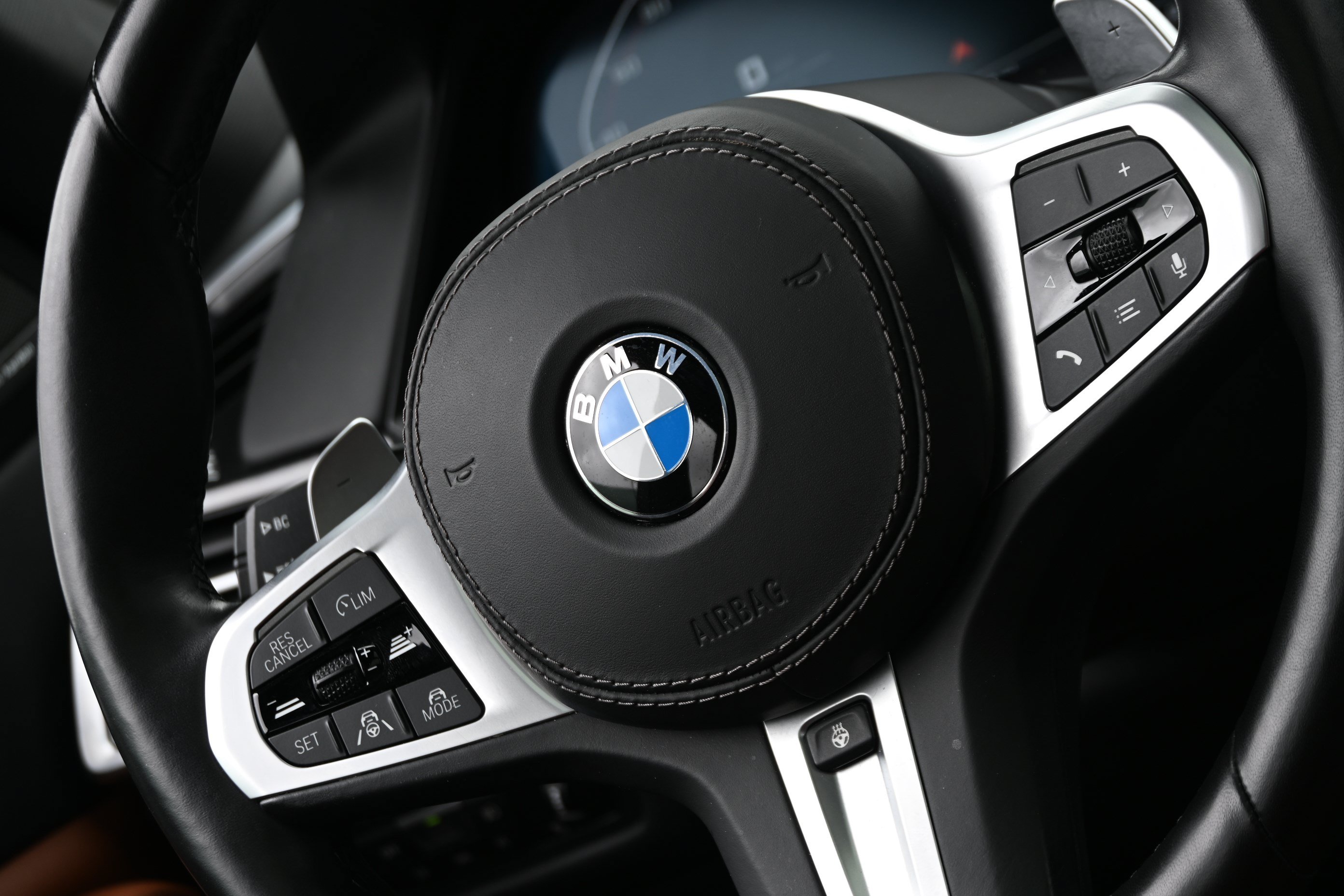 Used 2022 BMW X5 M50i w/ Executive Package AWD/4WD image 24