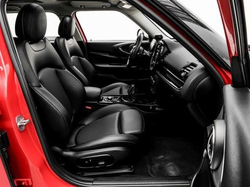 Used 2021 MINI Cooper Clubman S w/ Driver Assistance Package image 32