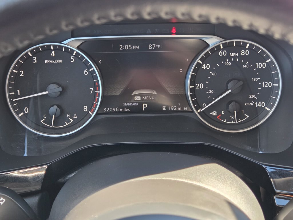Used 2025 Nissan Pathfinder SV FWD image 15