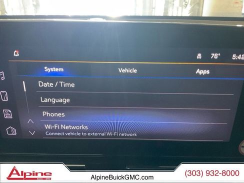 Used 2025 Chevrolet TrailBlazer LT AWD/4WD image 16