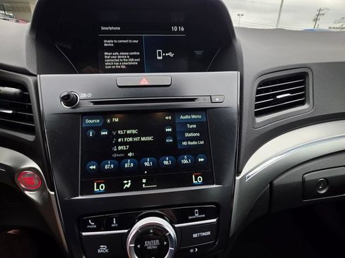 Used 2019 Acura ILX FWD image 8