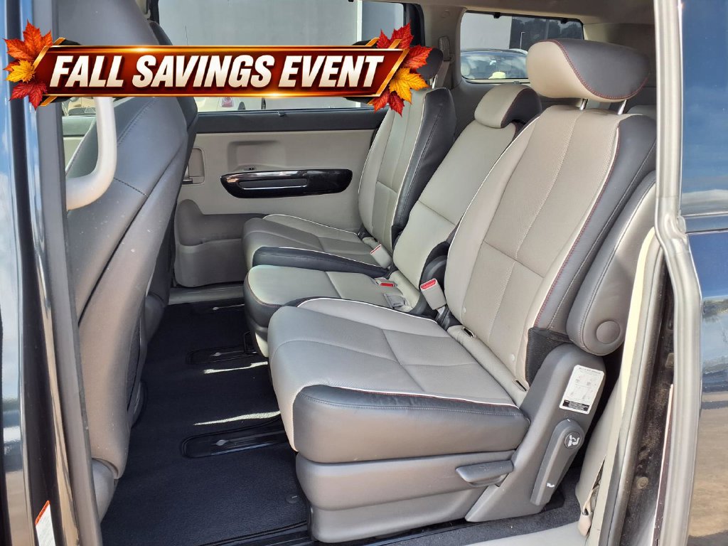 Used 2016 Kia Sedona SX FWD image 11