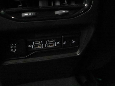 Used 2023 Jeep Grand Cherokee Limited AWD/4WD image 36