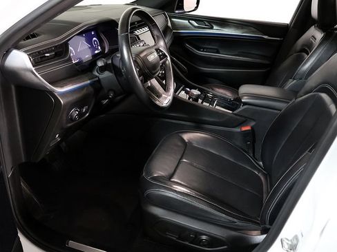 Used 2022 Jeep Grand Cherokee L Overland AWD/4WD image 12