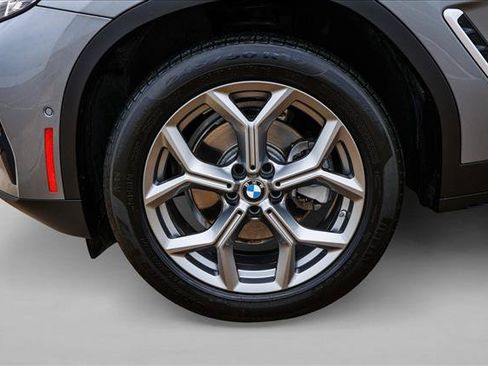 Used 2024 BMW X3 xDrive30i w/ Premium Package AWD/4WD image 9