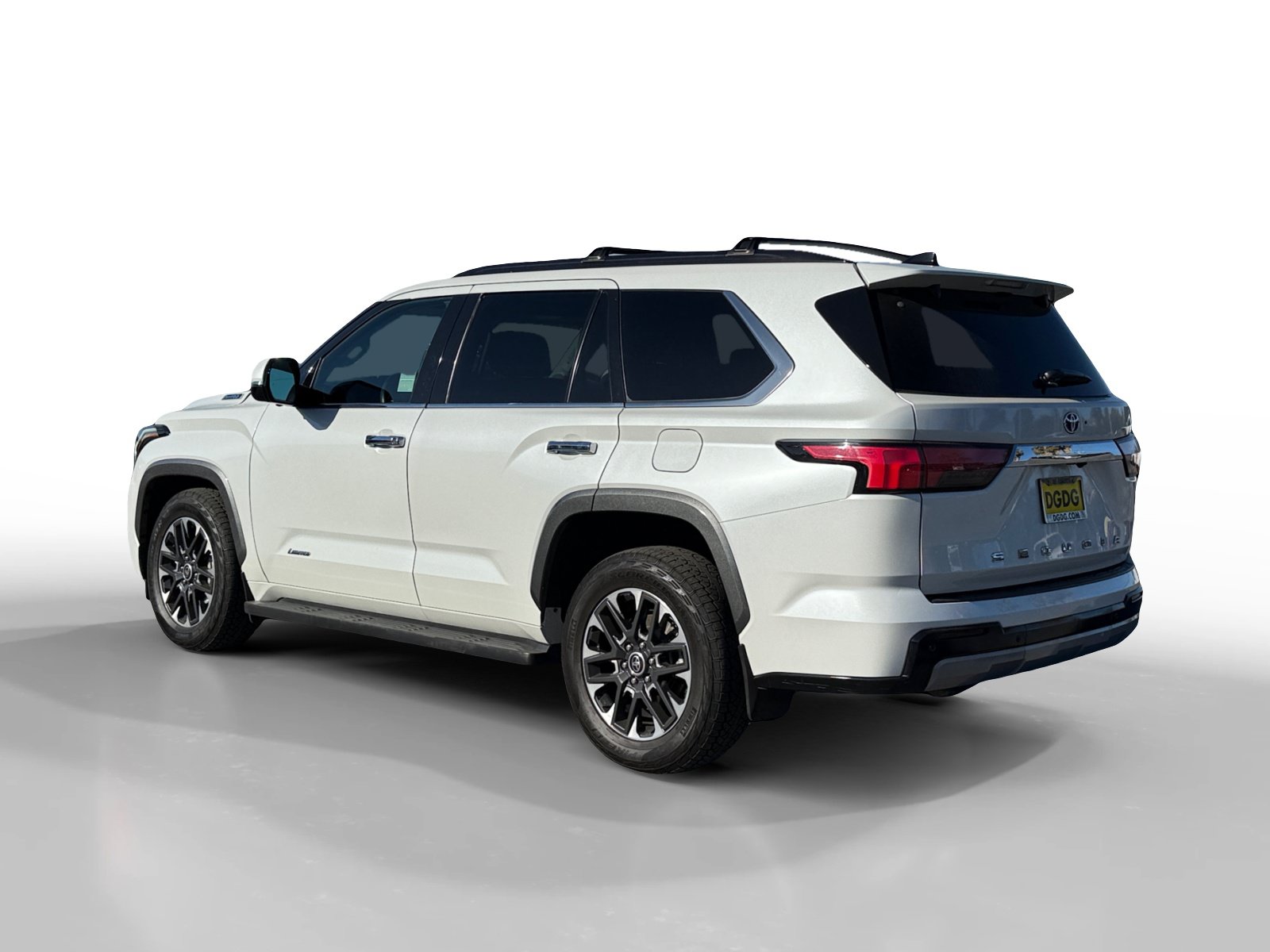 Used 2023 Toyota Sequoia Limited AWD/4WD image 3