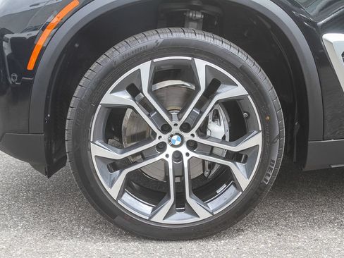 Used 2024 BMW X5 xDrive40i w/ Premium Package AWD/4WD image 8