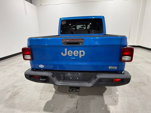 Used 2020 Jeep Gladiator Overland image 7