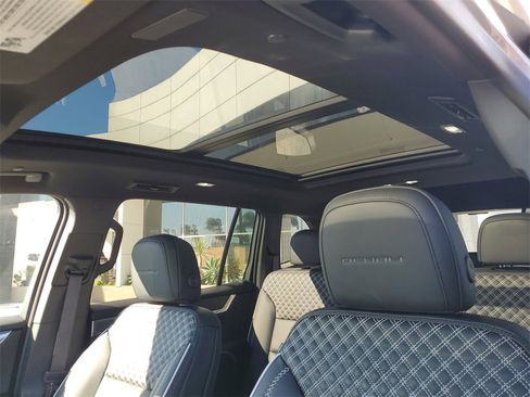 Used 2025 GMC Acadia Denali w/ Super Cruise Package image 35