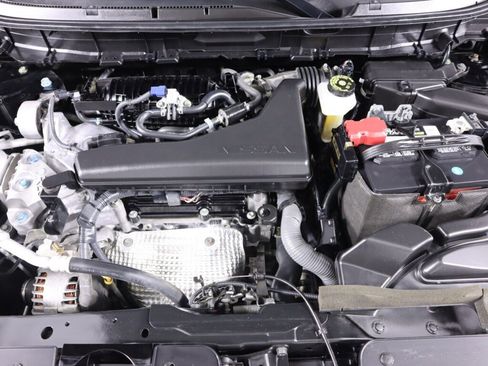 Used 2020 Nissan Rogue SV w/ Premium Package FWD image 42