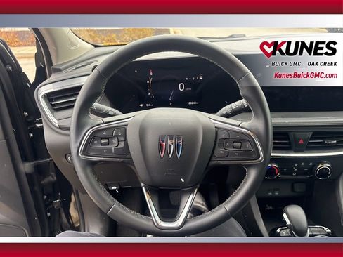 Used 2025 Buick Encore GX Preferred image 18