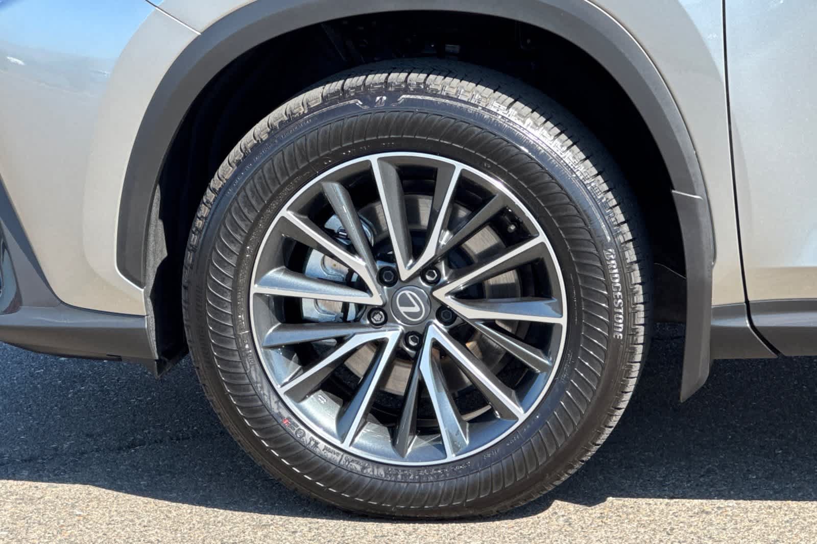 Certified 2026 Lexus NX 350h AWD w/ Accessory Package (2T) image 32