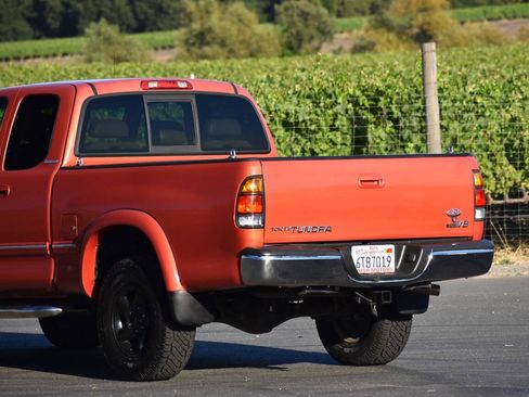 Used 2002 Toyota Tundra Limited RWD image 16