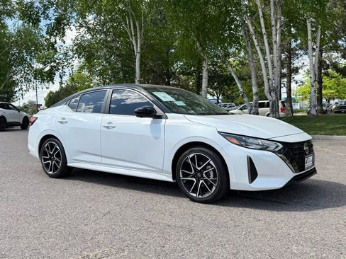 New 2025 Nissan Sentra SR w/ SR Premium Package image 2