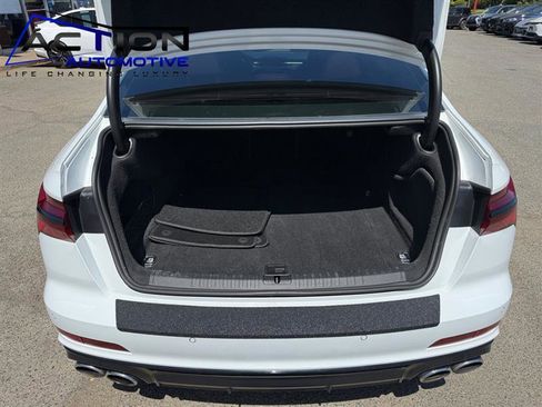 Used 2021 Audi S6 Prestige w/ Prestige Package AWD/4WD image 19