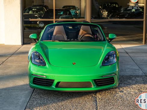 Used 2023 Porsche 718 Boxster S image 2