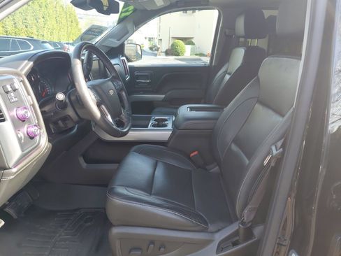Used 2017 Chevrolet Silverado 1500 LTZ Z71 w/ LTZ Plus Package AWD/4WD image 2