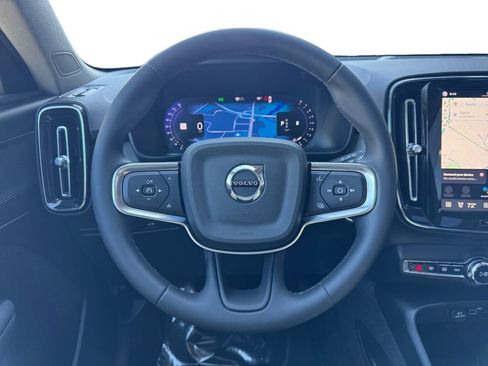 Certified 2024 Volvo XC40 B5 Plus w/ Protection Package Premier AWD/4WD image 13