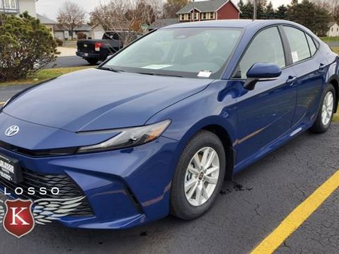 New 2026 Toyota Camry LE image 3