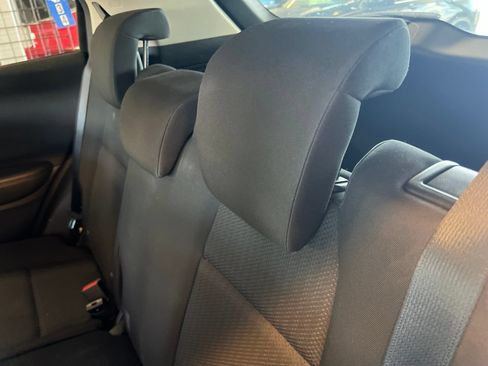 Used 2017 Honda HR-V EX image 9