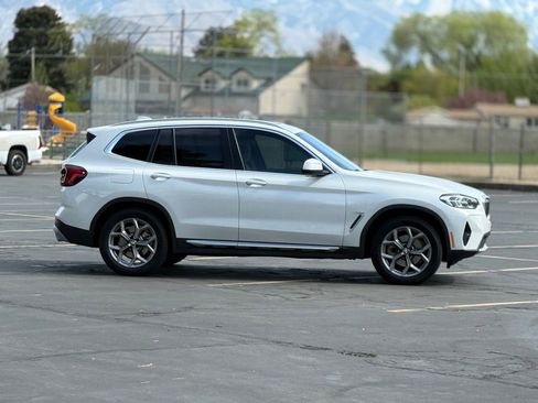 Used 2022 BMW X3 xDrive30i w/ Convenience Package AWD/4WD image 4