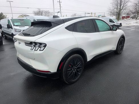 Used 2025 Ford Mustang Mach-E Premium w/ Sport Appearance Package image 5