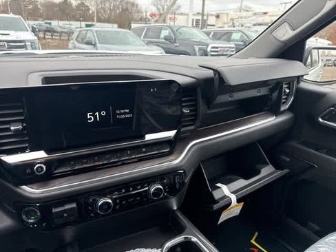 New 2026 GMC Sierra 1500 SLT w/ SLT Premium Plus Package image 24