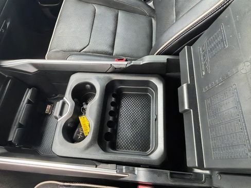 Used 2022 RAM 1500 Laramie w/ Sport Appearance Package RWD image 18