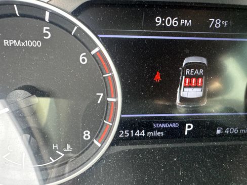 Used 2023 Nissan Rogue SV FWD image 15