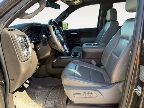Used 2019 GMC Sierra 1500 SLT w/ SLT Premium Plus Package image 9