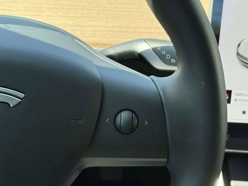 Used 2020 Tesla Model 3 Long Range image 17